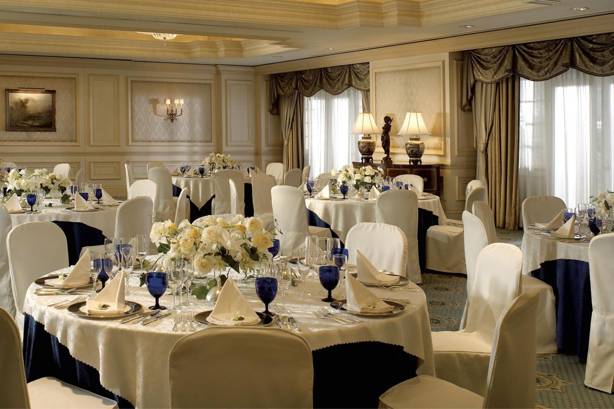 Hotel The Ritz-Carlton Ōsaka Extérieur photo