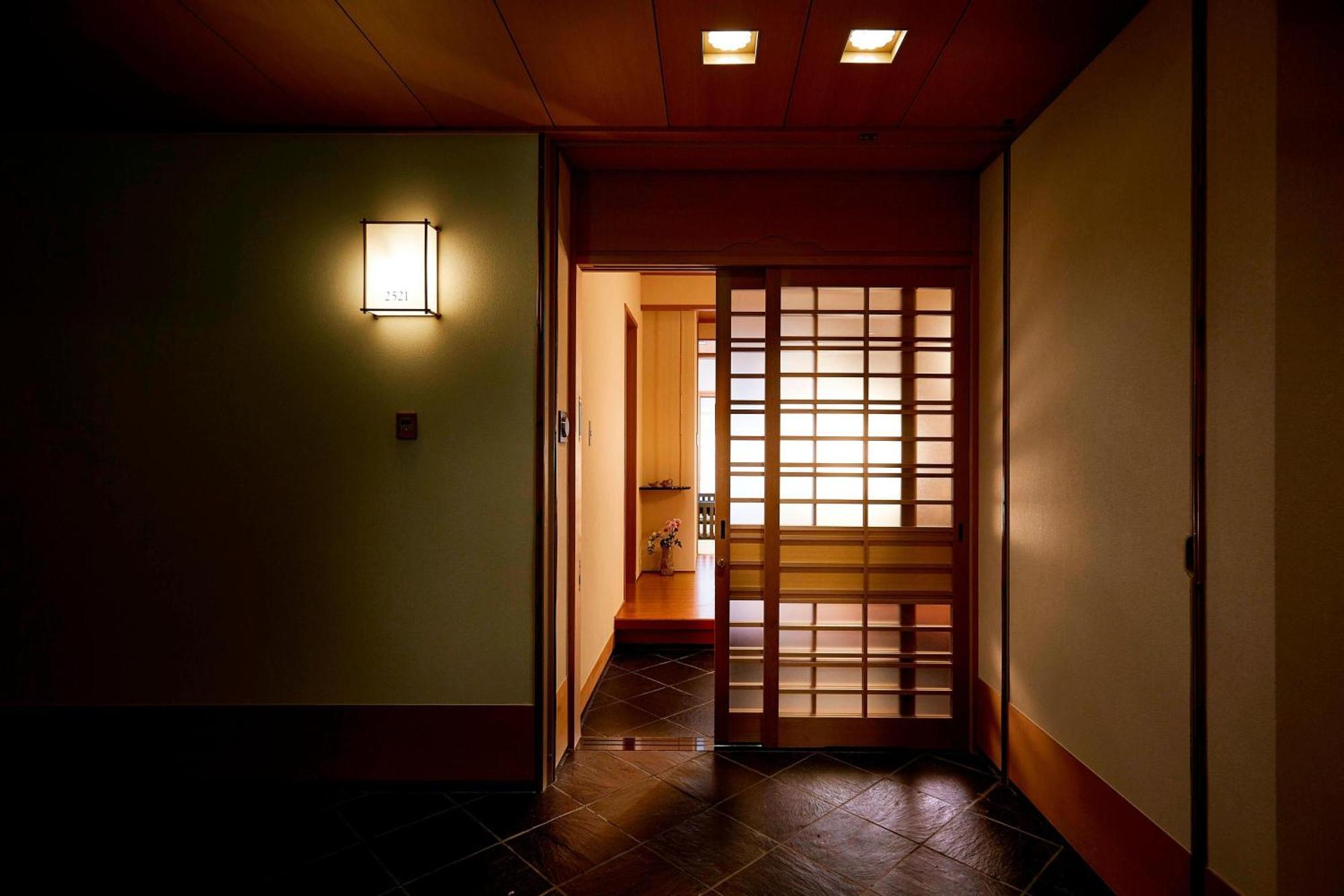 Hotel The Ritz-Carlton Ōsaka Extérieur photo