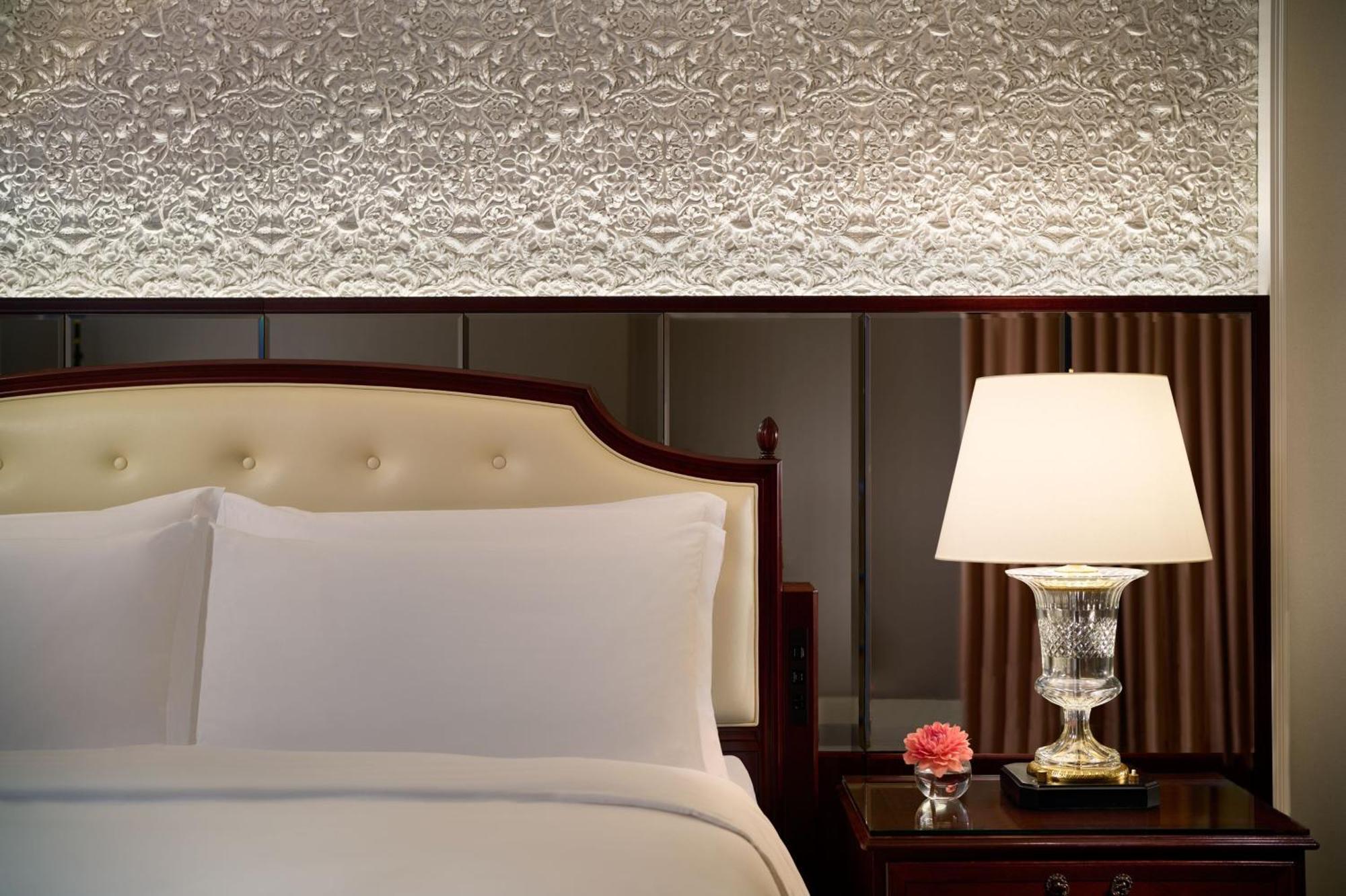 Hotel The Ritz-Carlton Ōsaka Extérieur photo